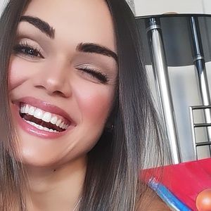 Meet your Posher, Carol